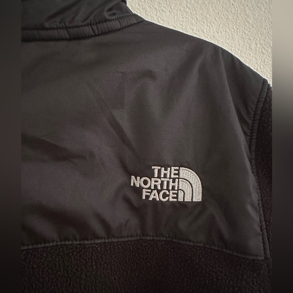 Women’s North Face black fleece 1/2 zip pullover jacket, size XS - Picture 5 of 7